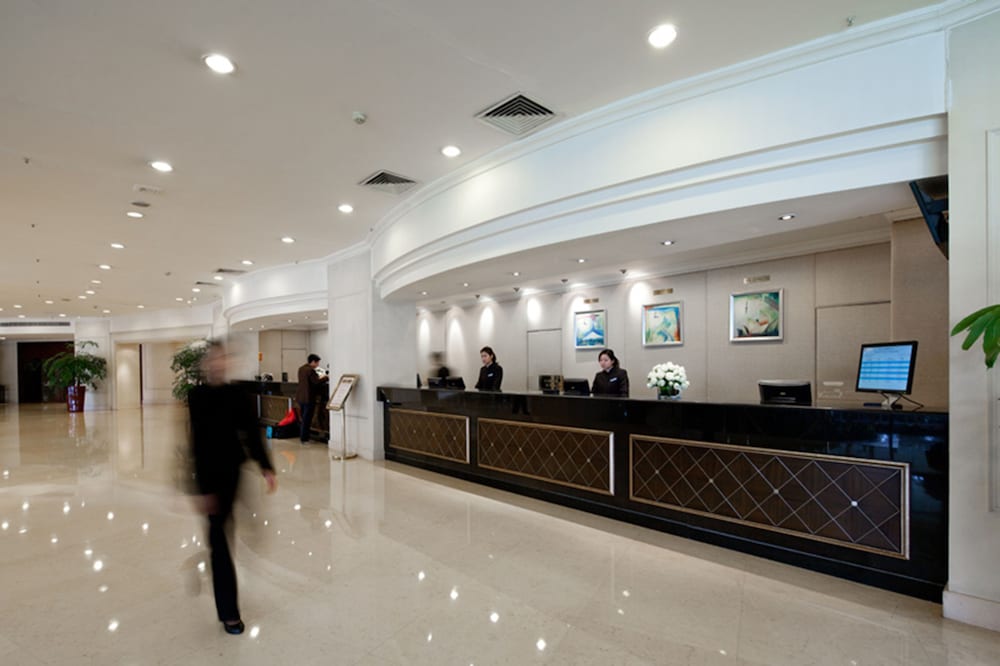 Rosedale Hotel And Suites 7/38