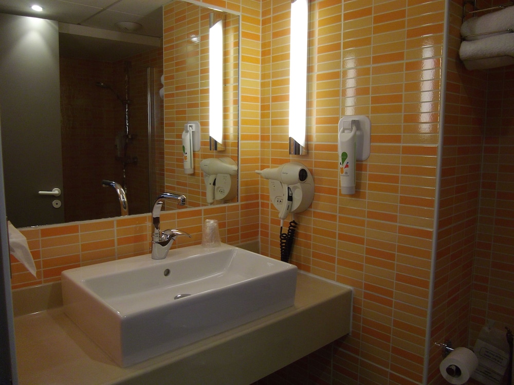 Ibis Styles Cognac 48/50