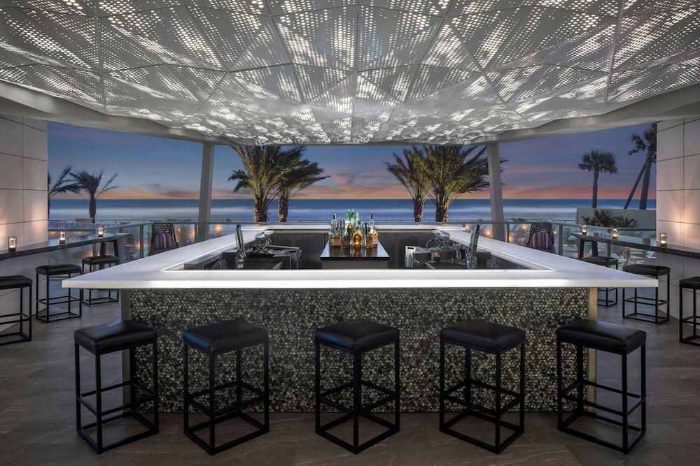 Renaissance Daytona Beach Oceanfront Hotel 53/60