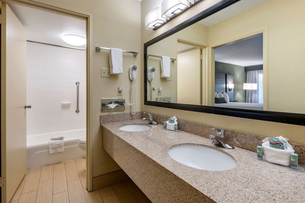 Best Western Downtown Stuart 11/41
