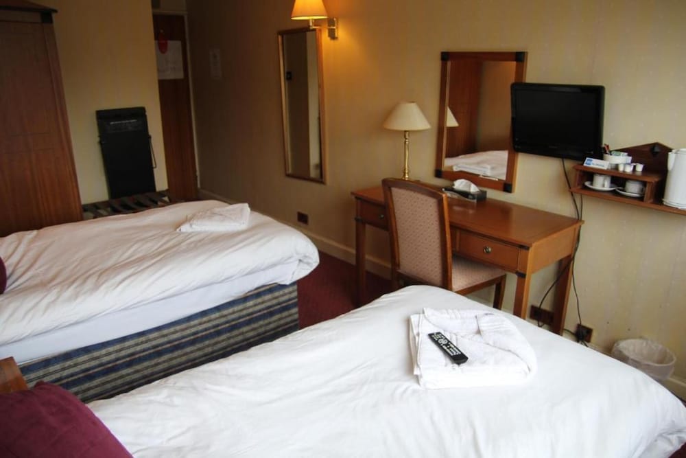 Hylands Hotel 17/37
