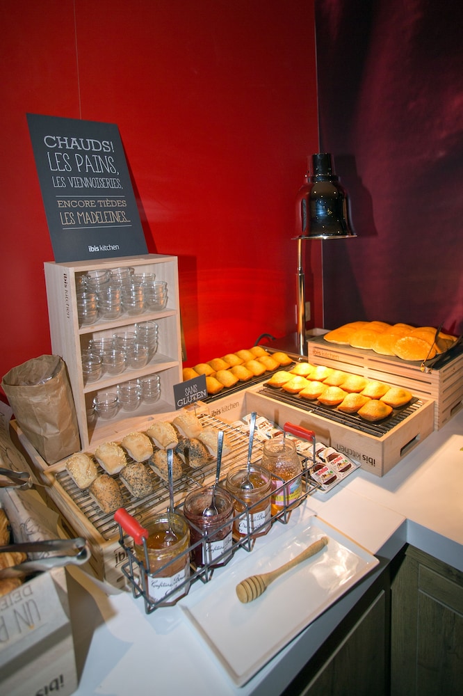 IBIS NIMES OUEST 9/67
