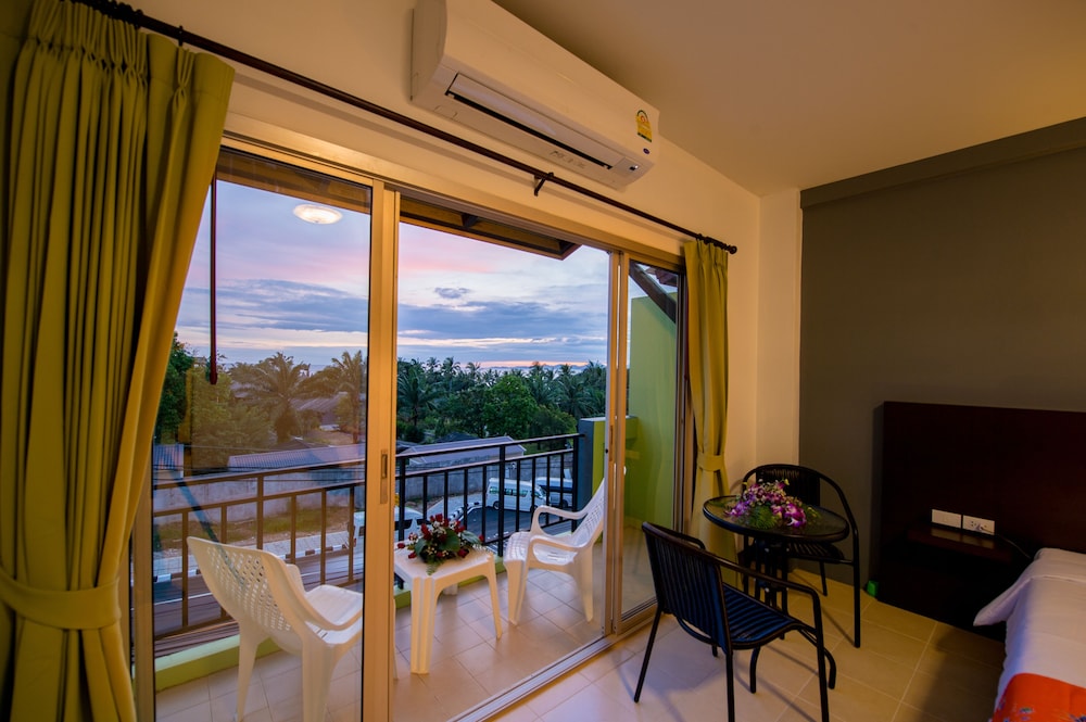Z-Talay House 30/39