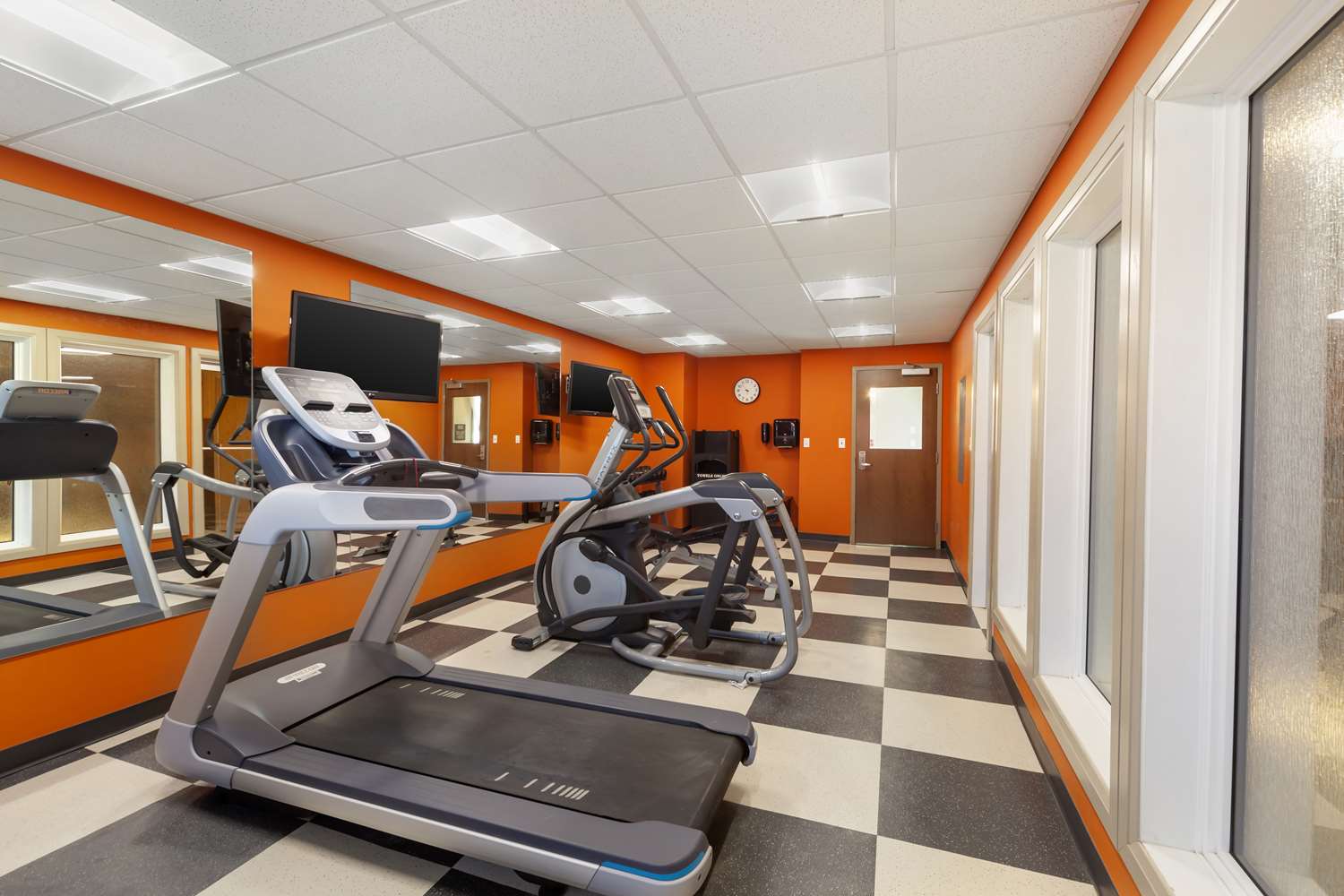 Best Western Plus Peace River Hotel and Suites 28/46
