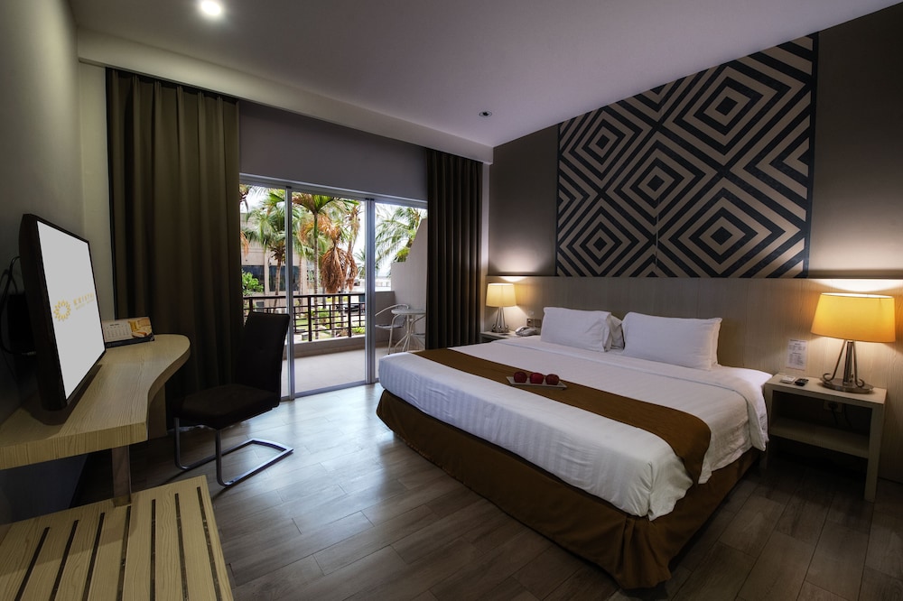 Super, Suite, Double Bed