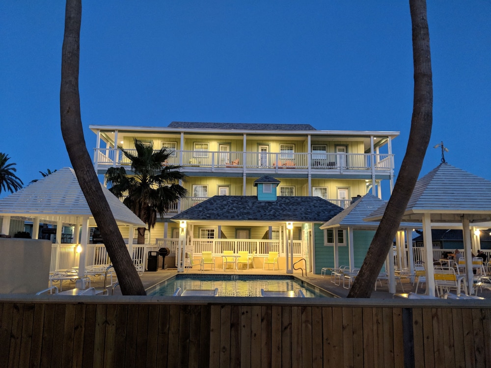 Seashell Village Resort 2/70