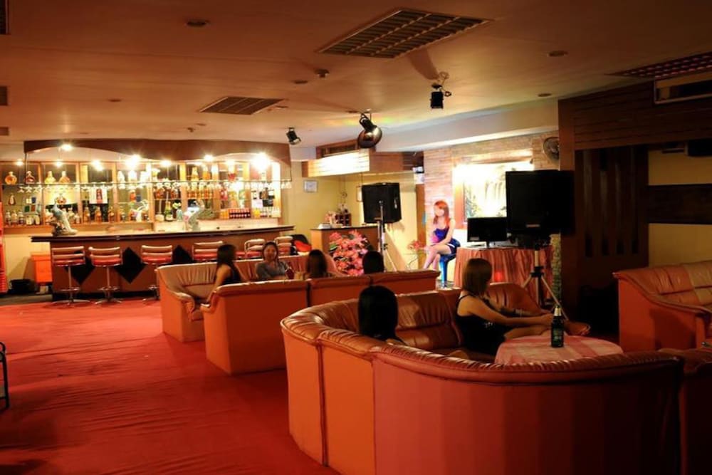 Nanchao Hotel 35/52