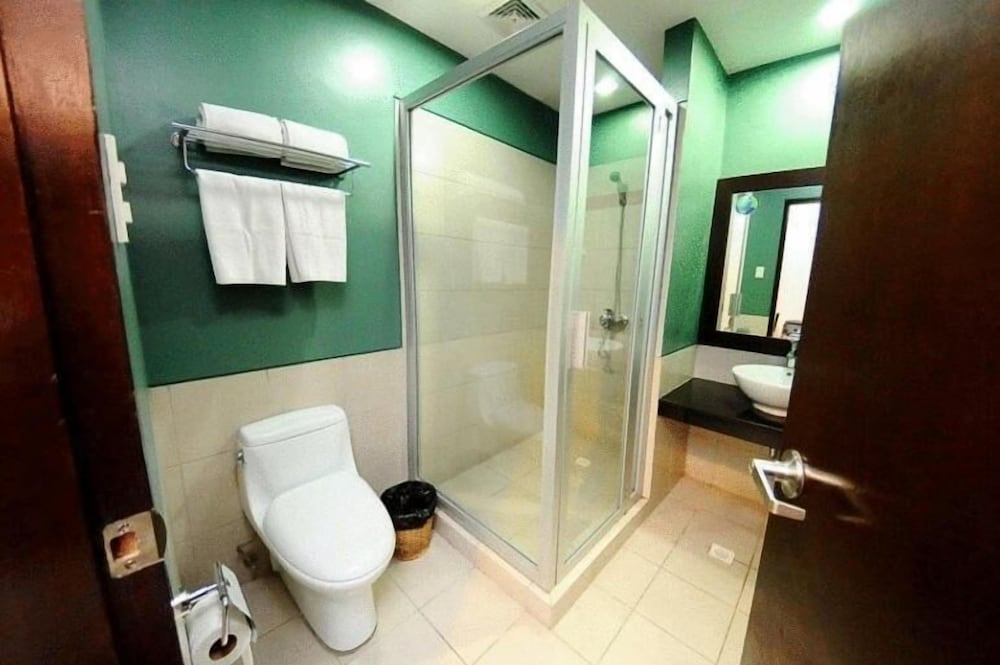 Baguio Burnham Suites 13/18