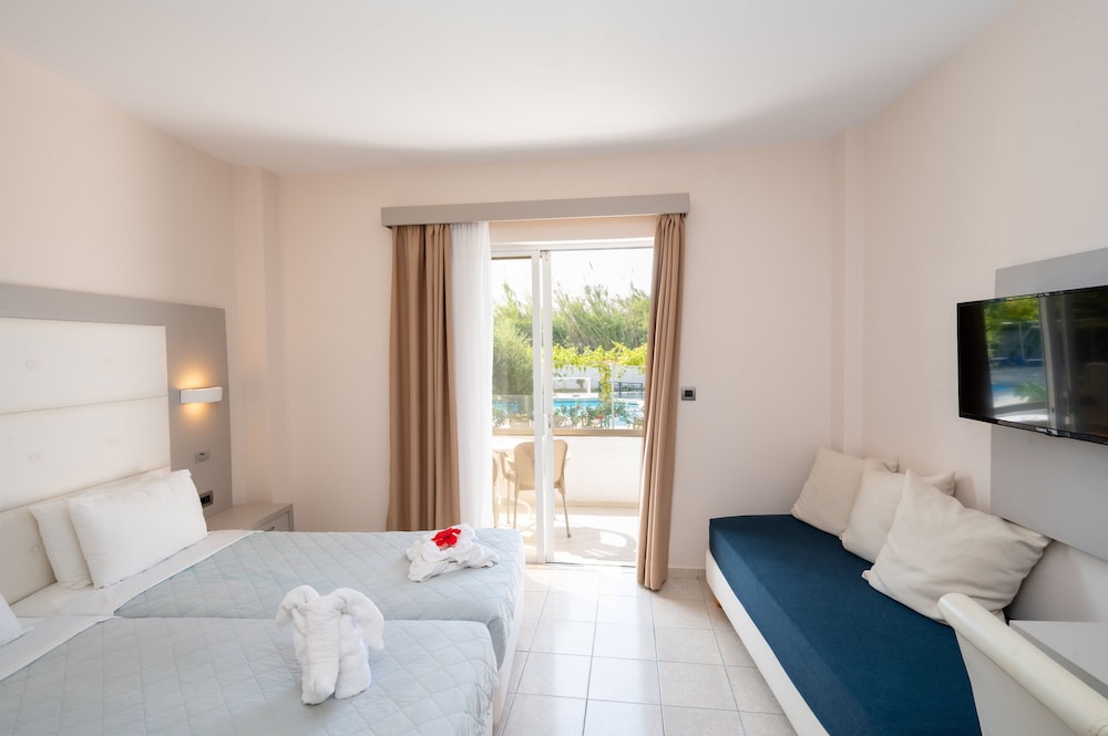 Costa Angela Seaside Resort 39/88
