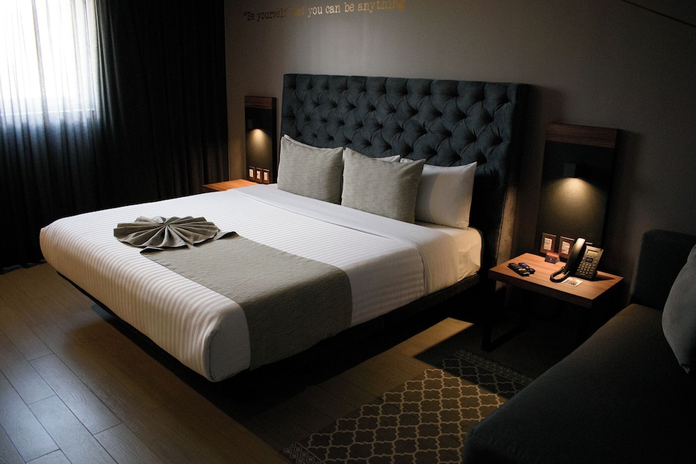 Hotel Bedford 16/50