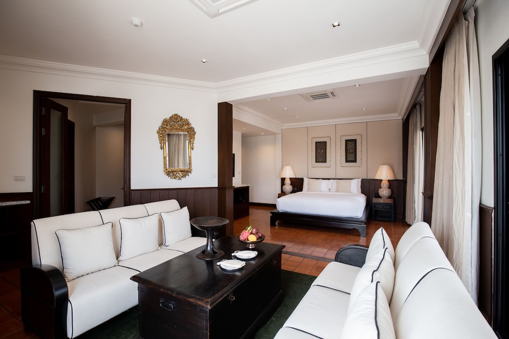 The Bridge An Eclectic Luxotel Chiangmai 55/72