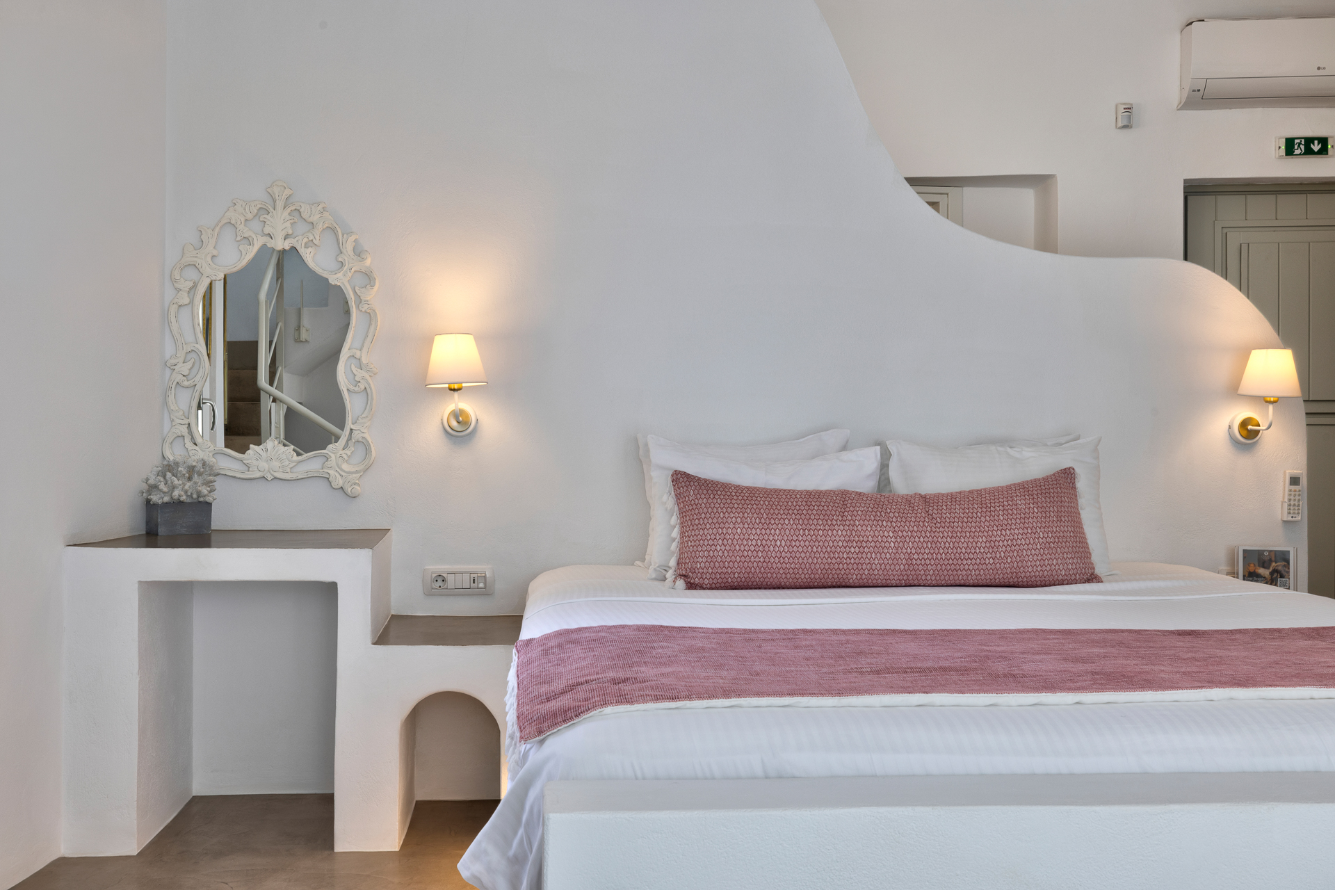 Honeymoon, Villa, Sea View, Private Pool, Desiterra Santorini 3/10