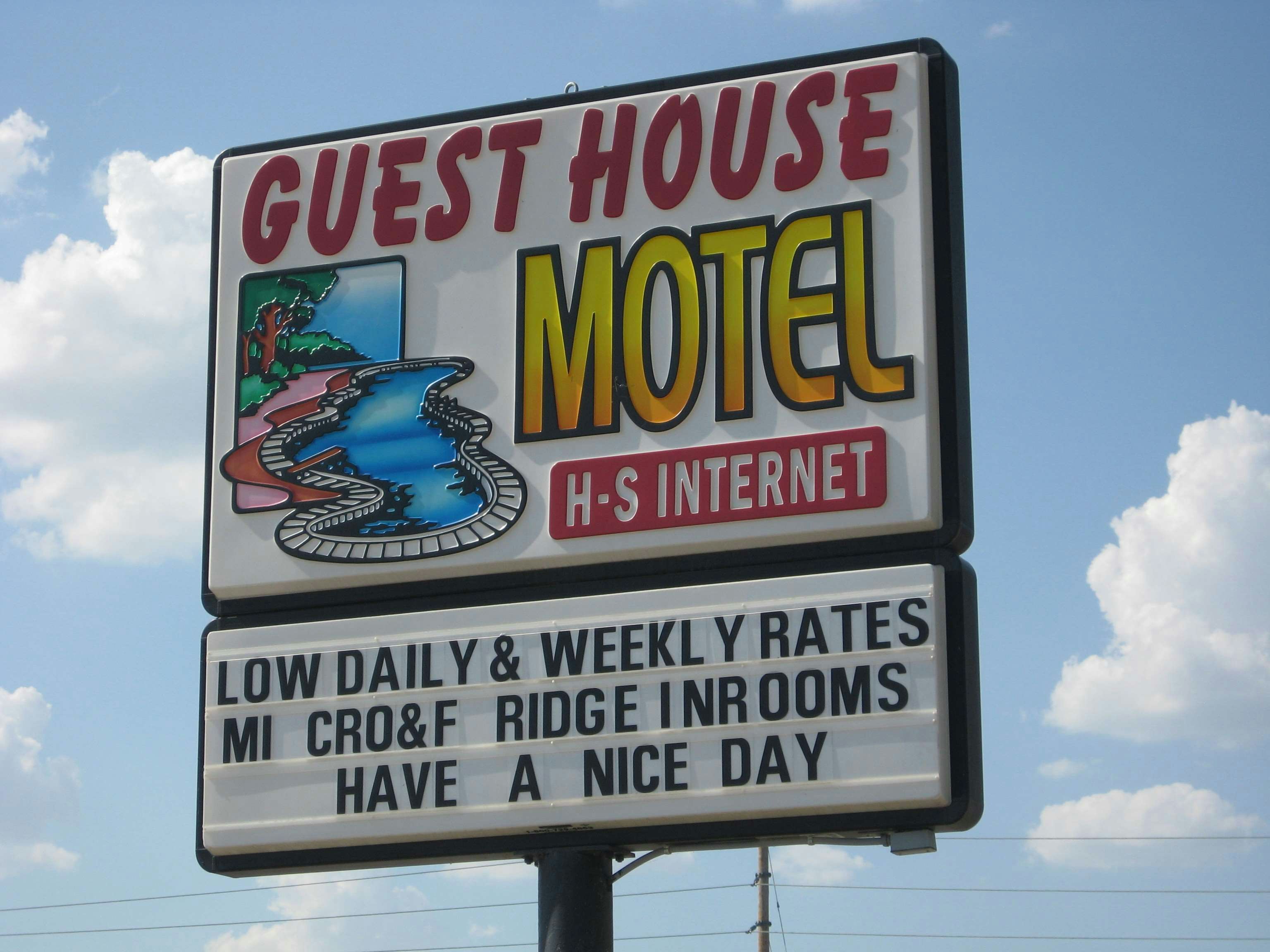Guest House Motel 1/7