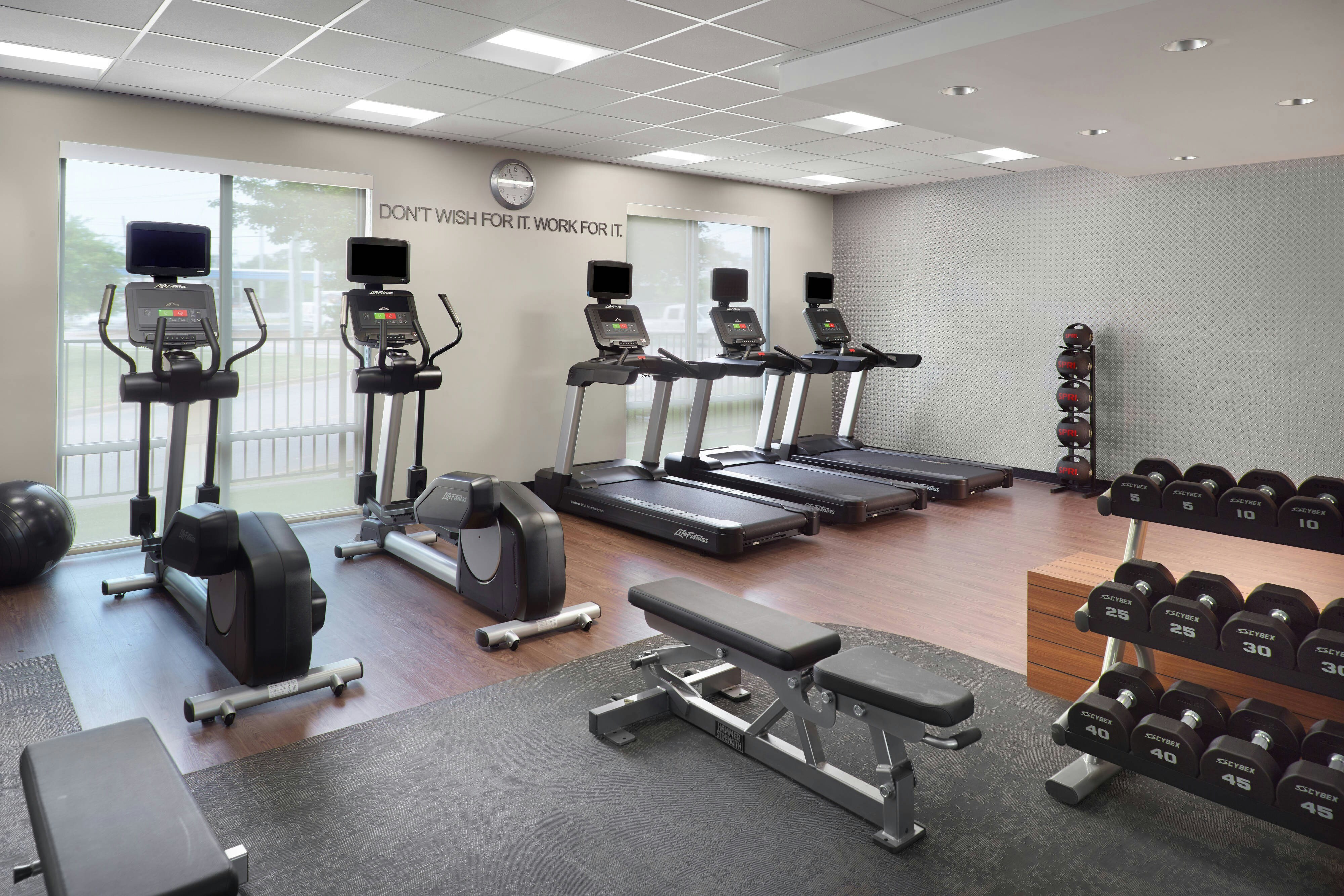 Fairfield Inn & Suites by Marriott Athens-University Area 5/10