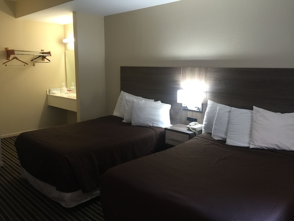 Beachview Inn 19/36