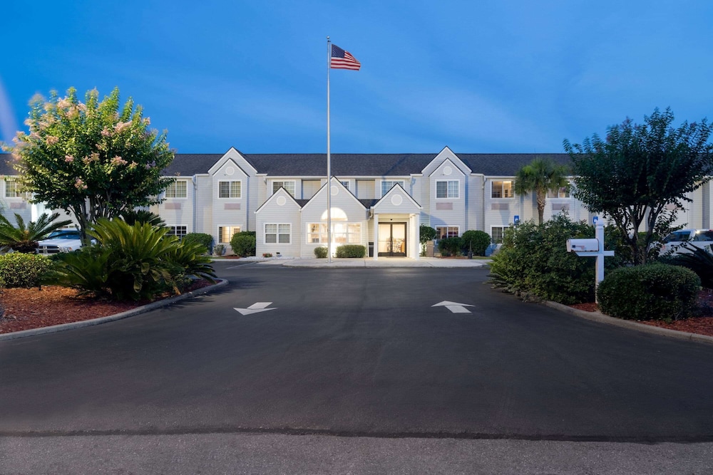 Microtel Inn And Suites Savannah Pooler 23/34