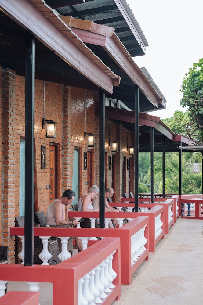 Pongphen Guesthouse 6/72