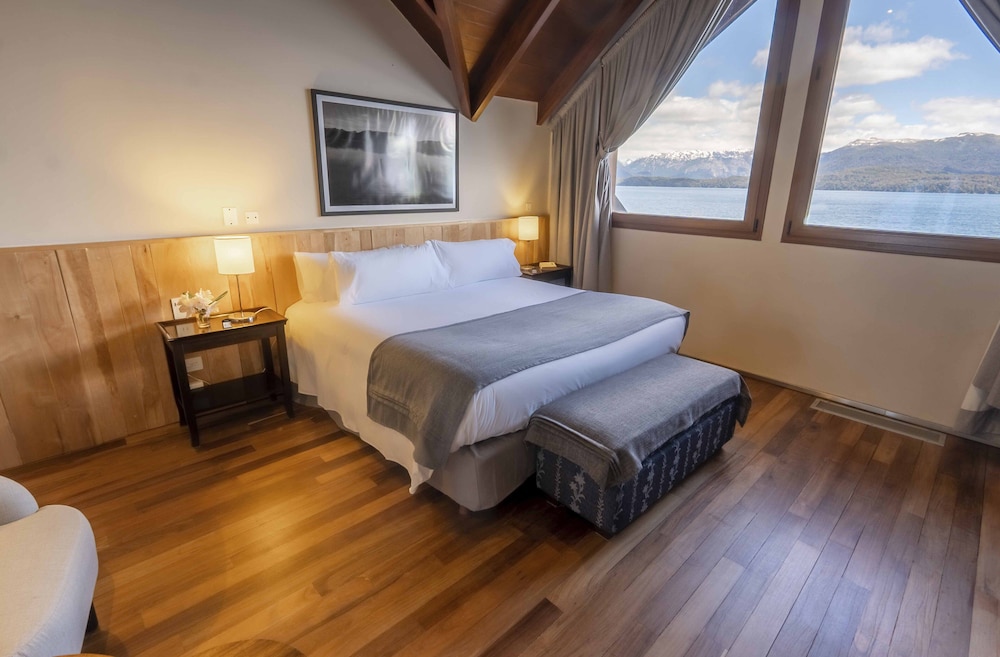 Superior, Double Bed, Lake View