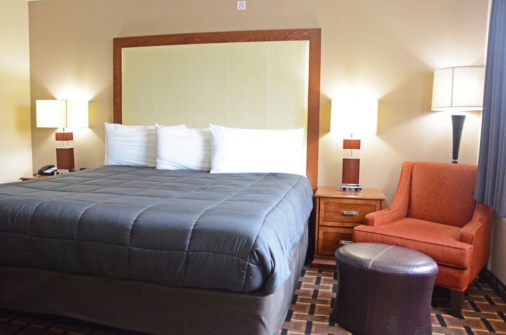 HERITAGE GRAND INN 15/100