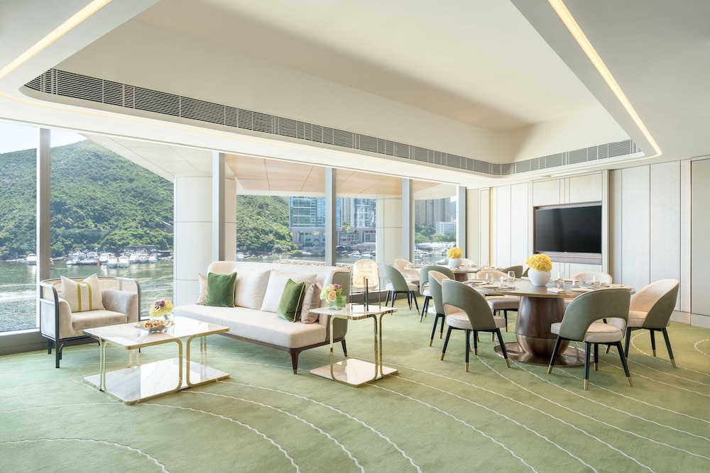 The Fullerton Ocean Park Hotel Hong Kong 26/50