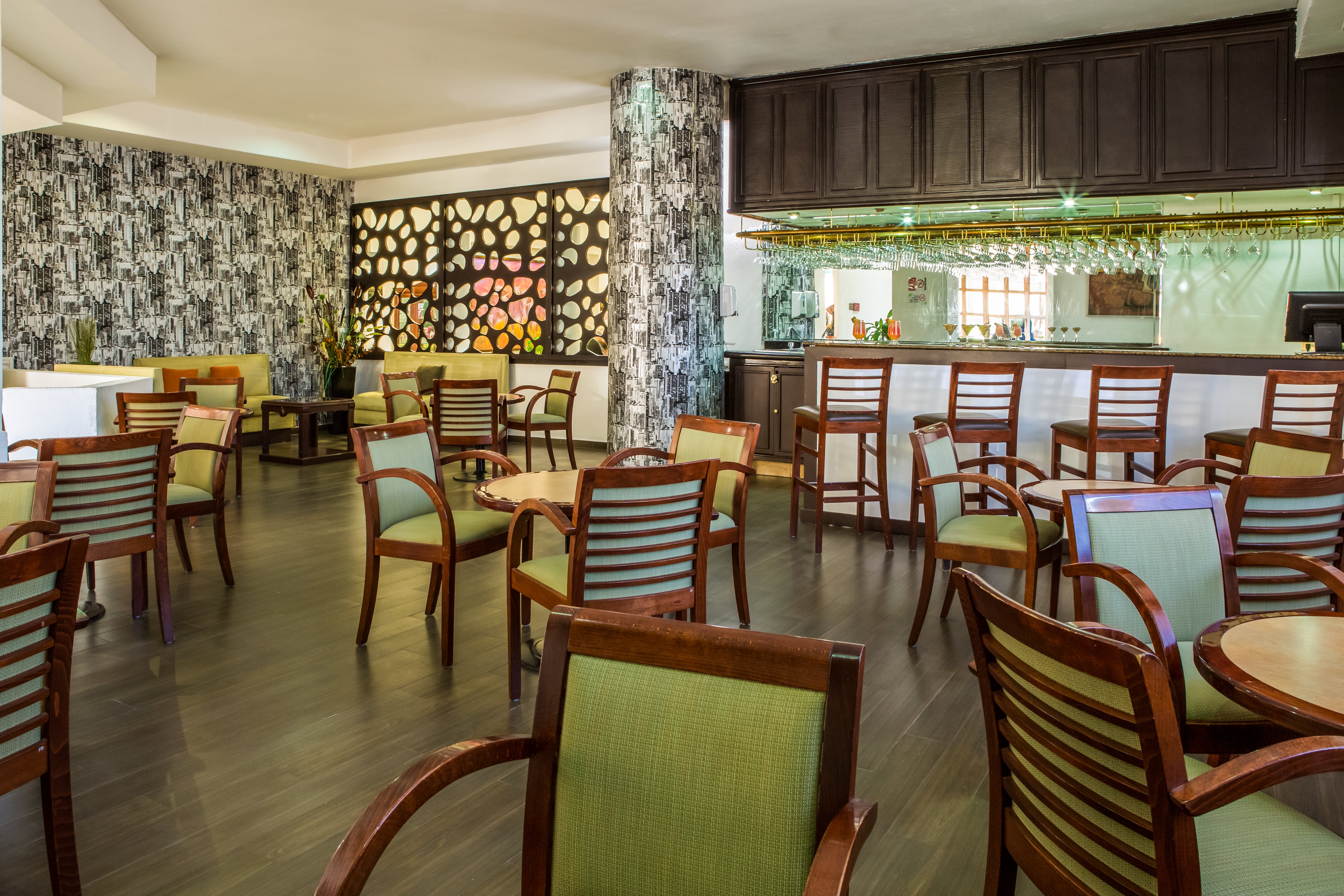 Fiesta Inn Express Chihuahua 31/42