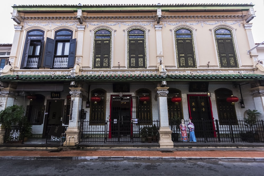 Swan Garden Resort Hotel in MALACCA CITY