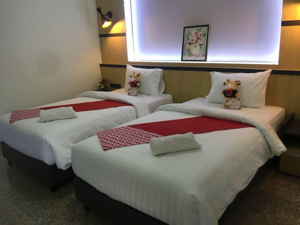 The Route Sriracha Hotel And Residence 17/49