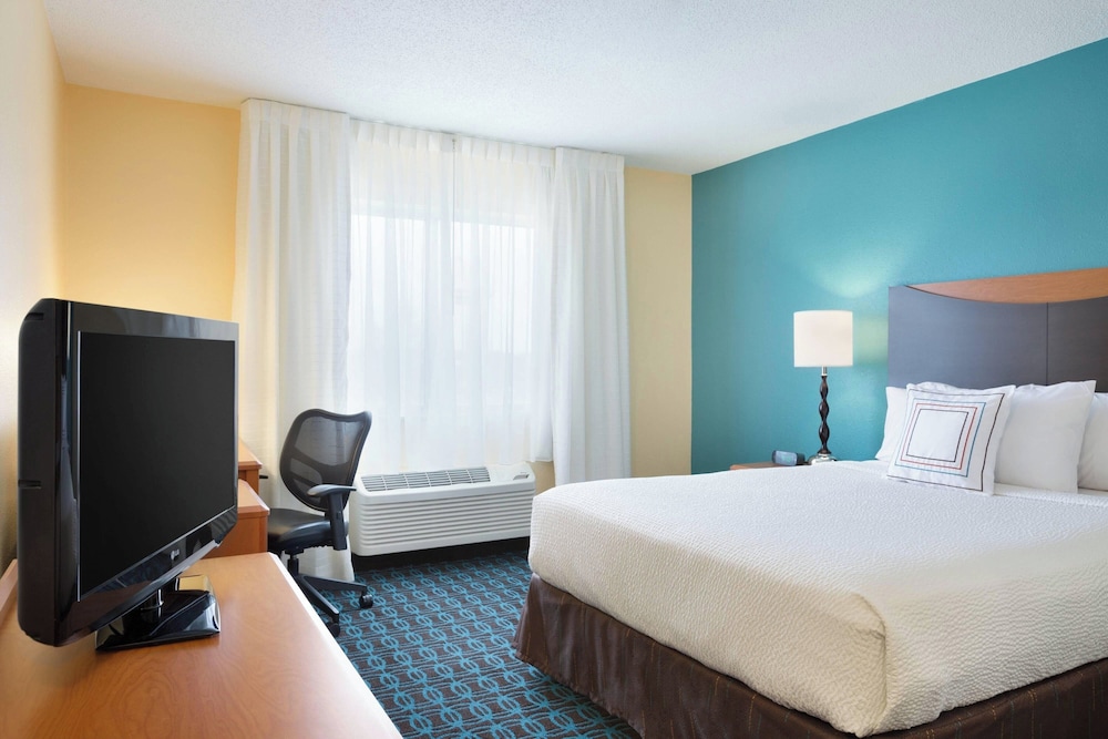 Country Inn & Suites by Radisson, Bismarck-Mandan 24/47