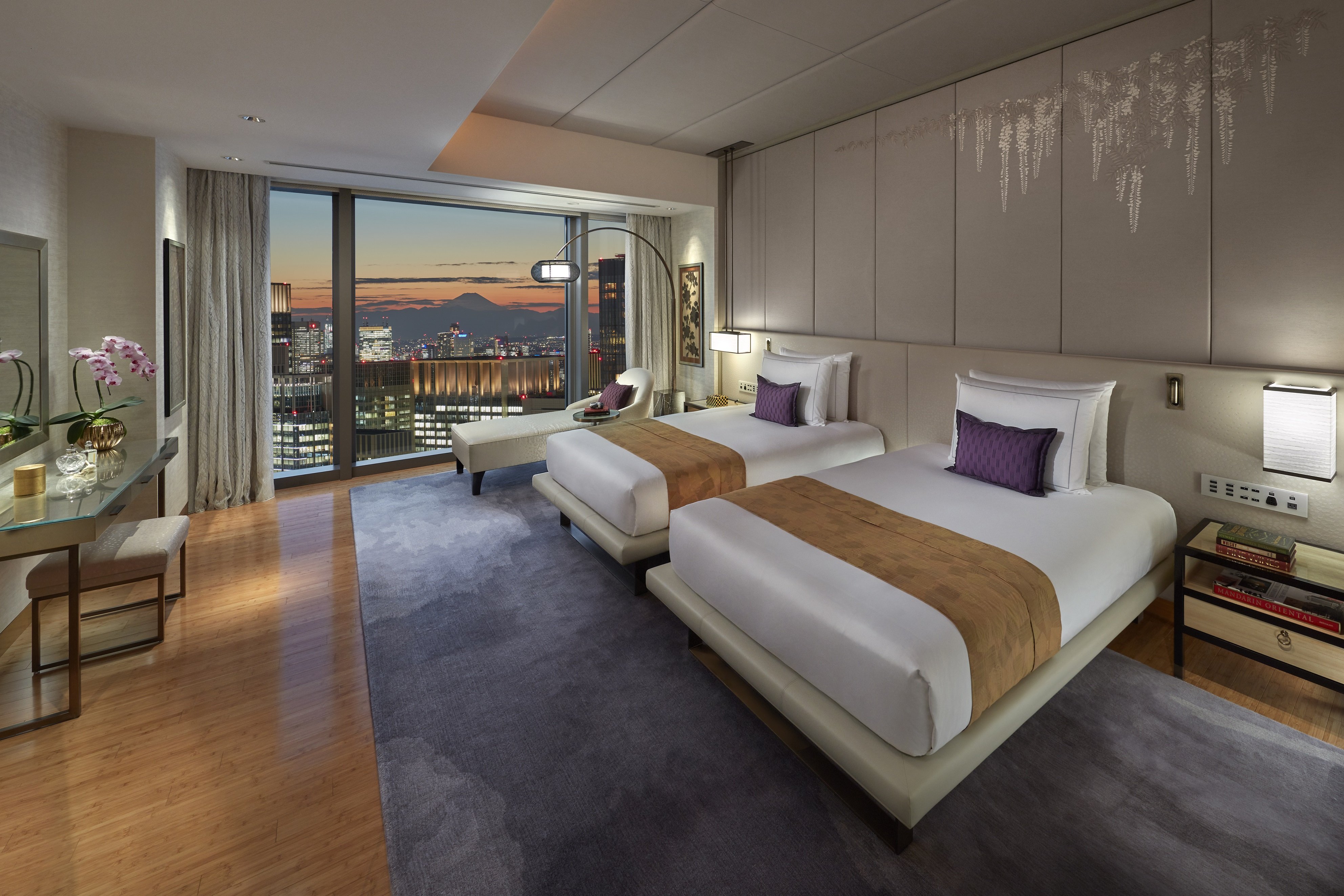 MANDARIN, SUITE, TWIN BEDS