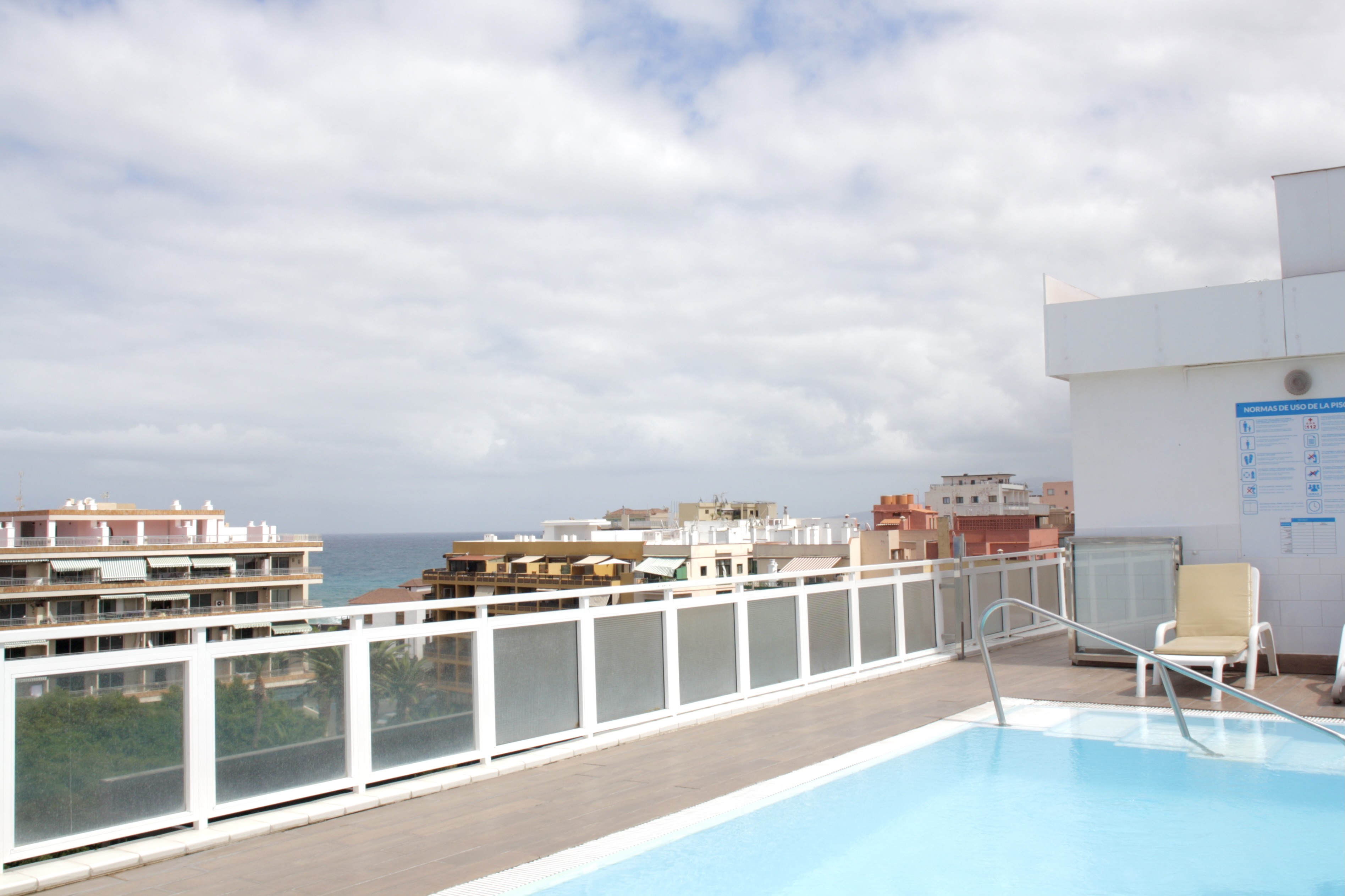 Hotel Tropical 33/56