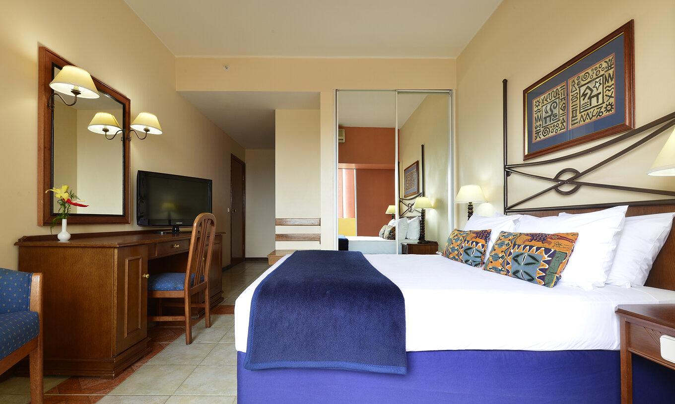 Standard, Single, Twin Beds