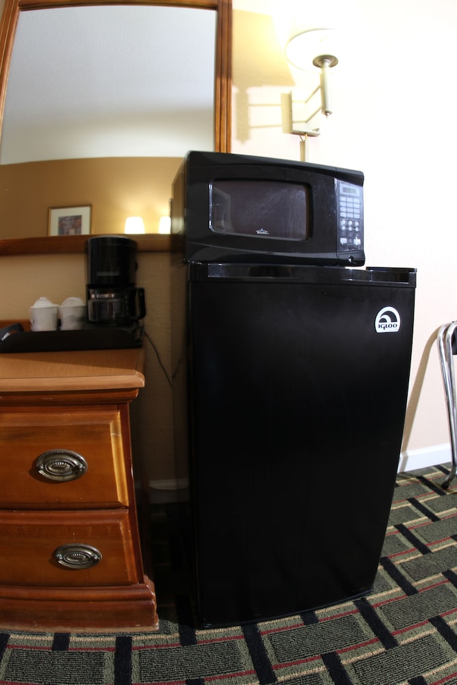West Bank Inn 38/60