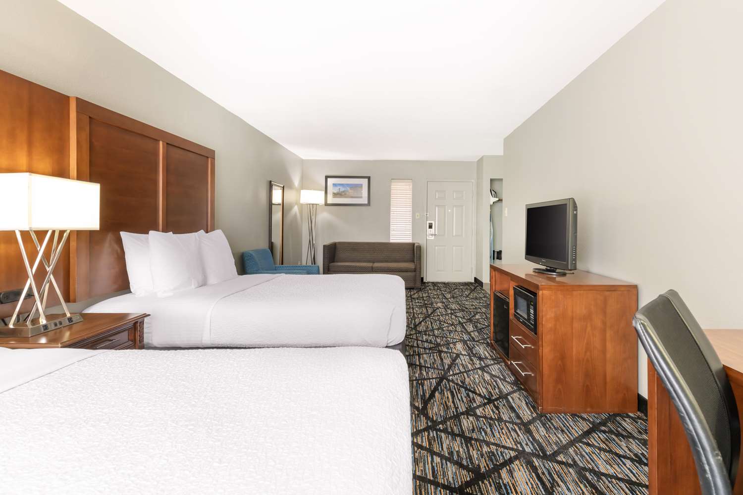 Plus, 2 Queen Beds, Ocean View