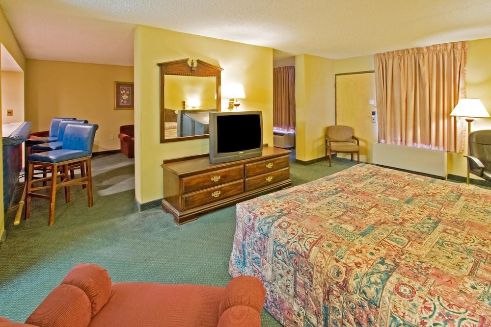 Americas Best Value Inn Grenada 8/17