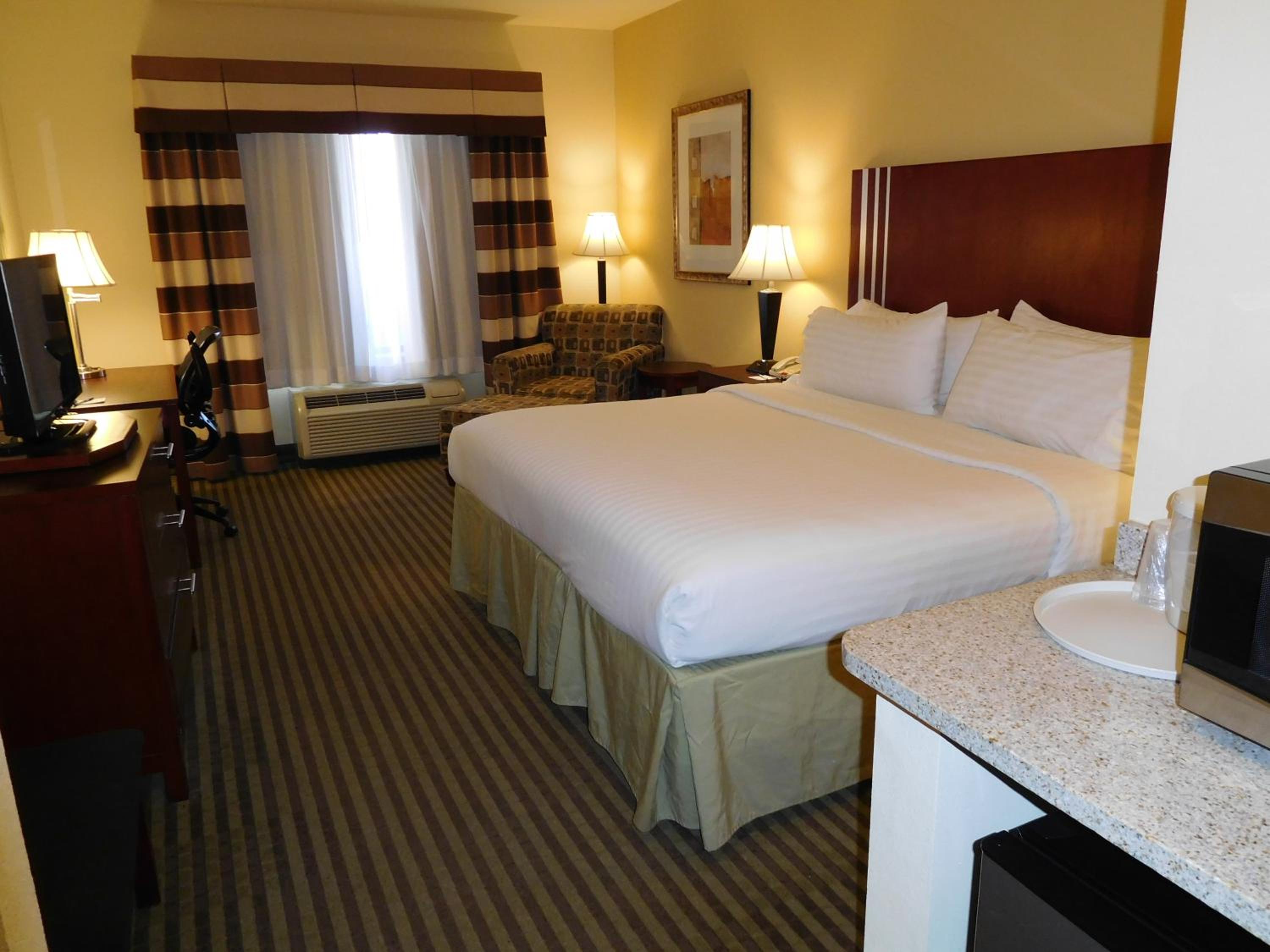 Xtra Space, Standard, King Bed
