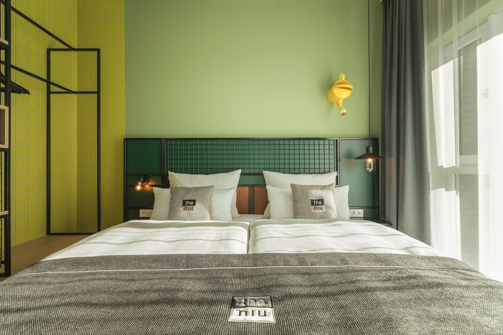 Holiday Inn - the niu, Dwarf Berlin Schoneberg 19/73