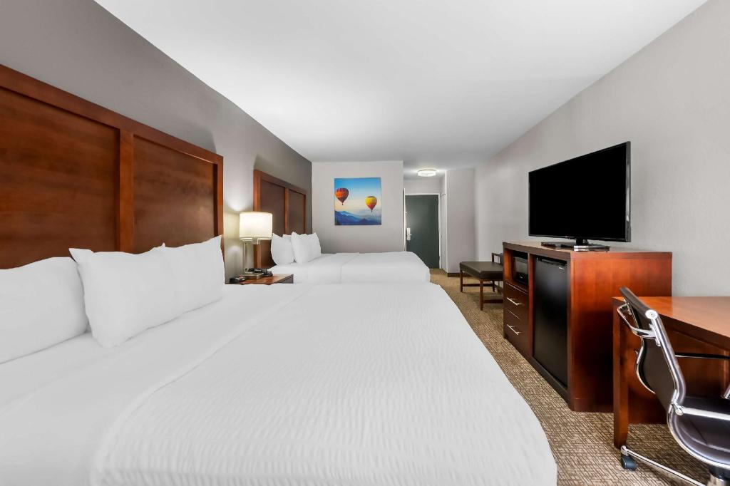 Upgrade, 2 King Beds