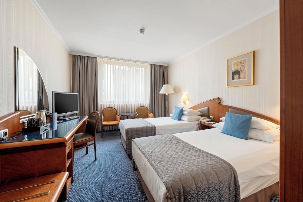 SUPERIOR, TWIN BEDS