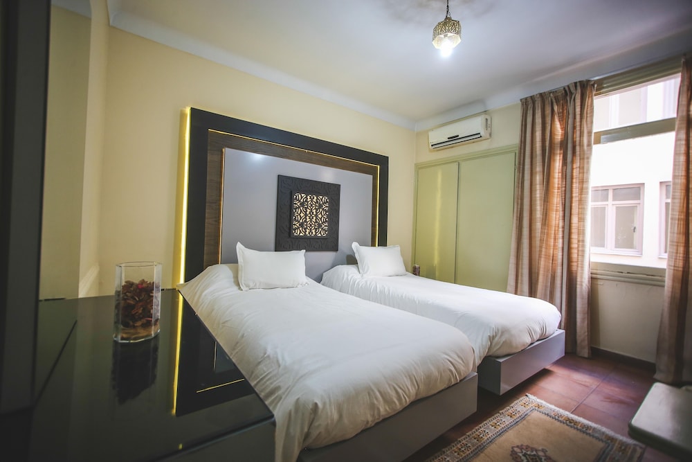 غرفة قياسية بسريرين مزدوجين، Hotel Bab Mansour 2/5