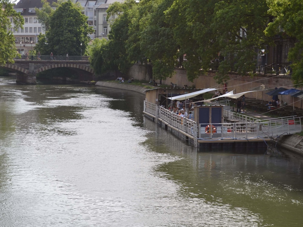 Ibis Strasbourg Sud La Vigie 61/64