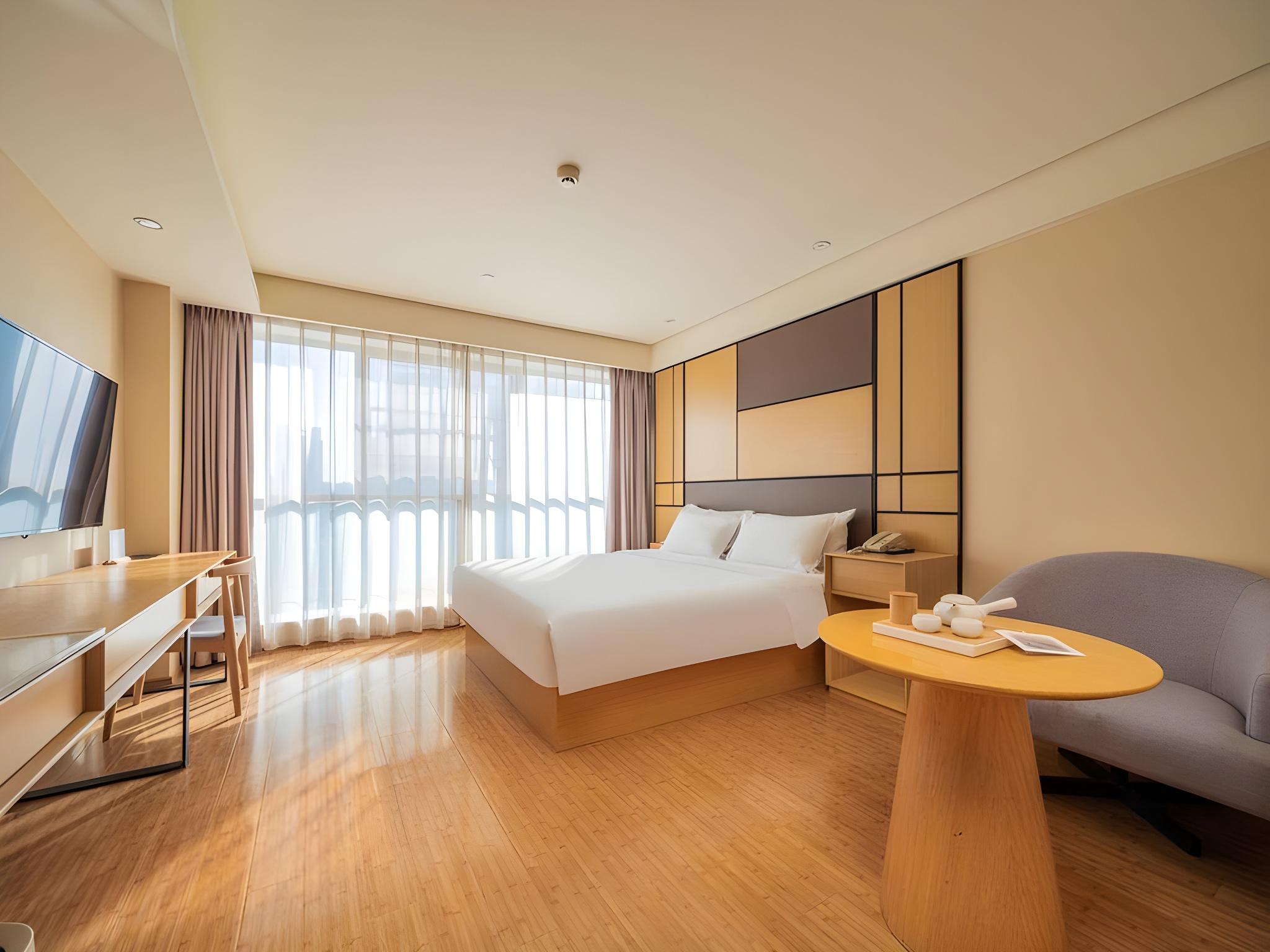 غرفة بسرير كوين بإطلالة، JI Hotel Chengdu Chunxi Road Taikoo Li 2/3