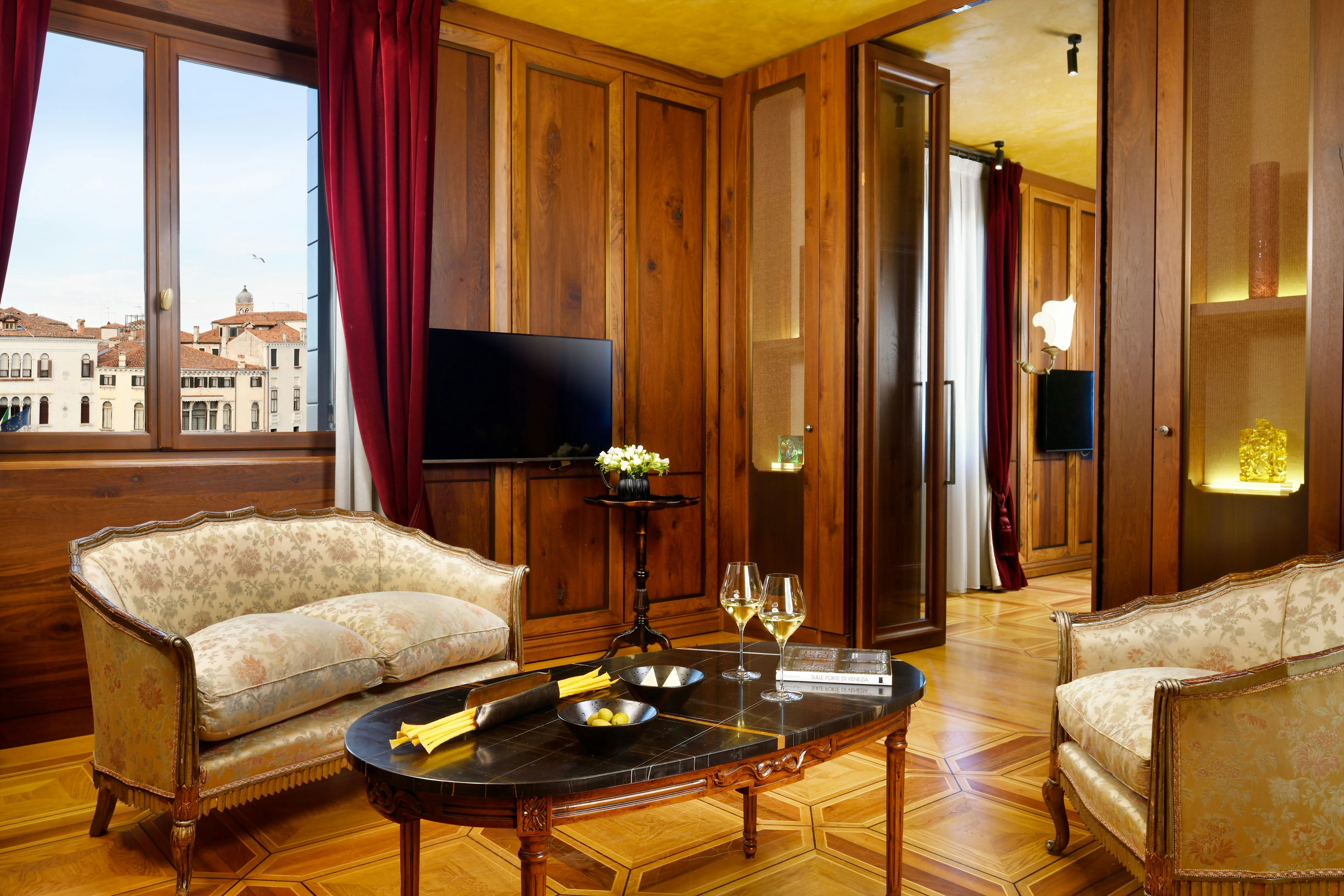 The Palazzo Venart Luxury Hotel 50/58