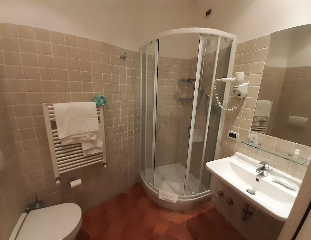Hotel Borgovico 56/60