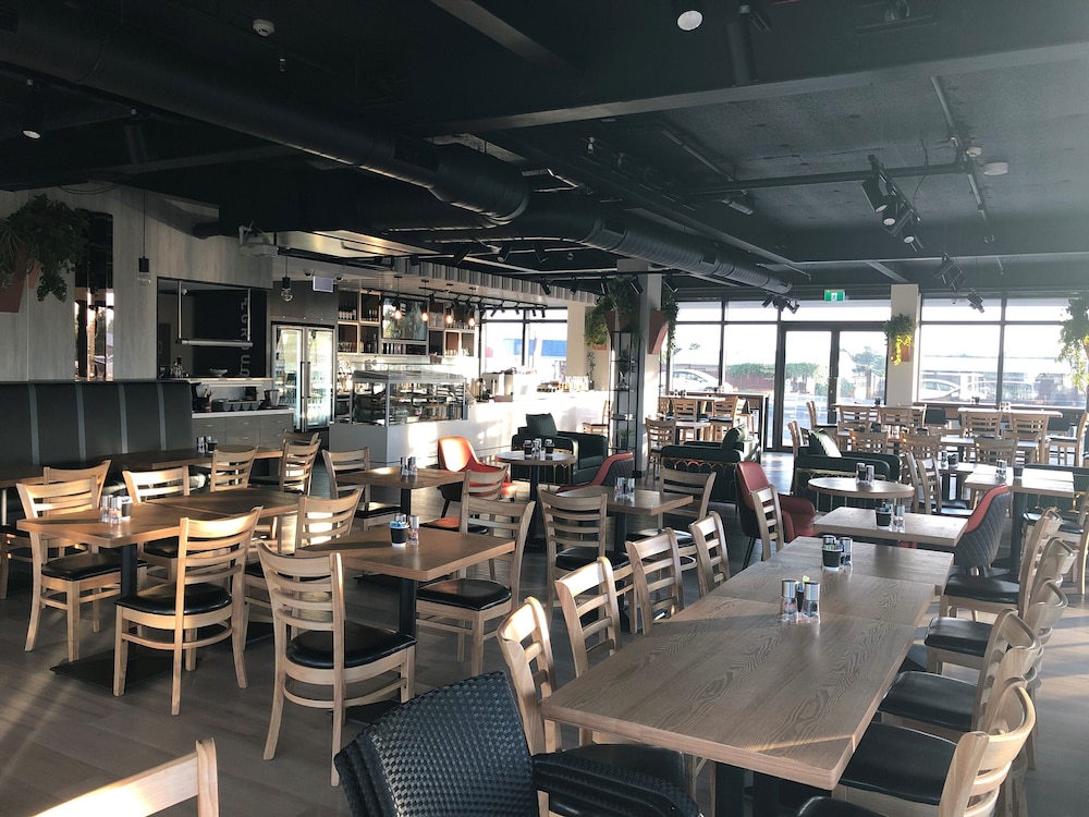 Ramada Suites by Wyndham Auckland Manukau Pacfic Centre 49/64
