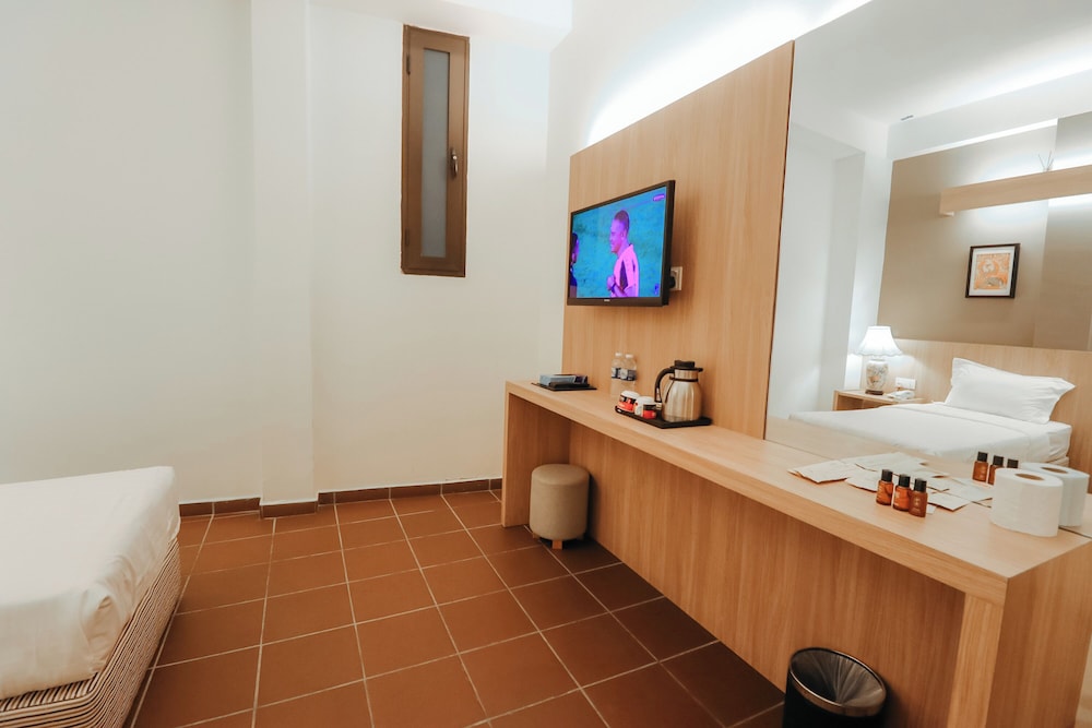 Fomecs Boutique Hotel 52/56