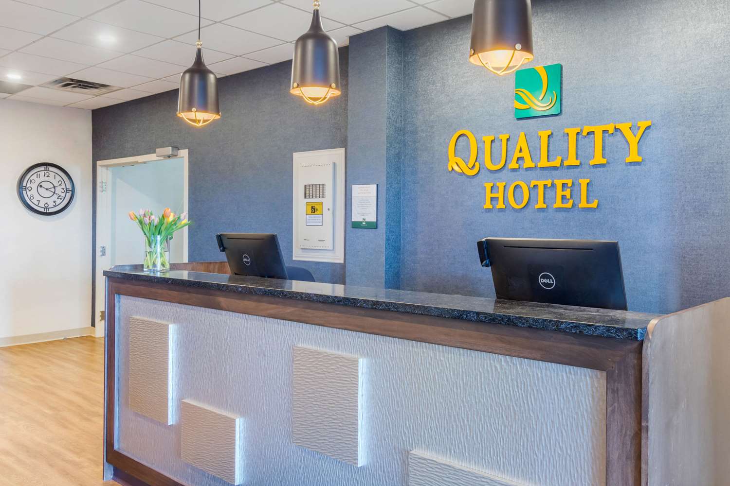 Quality Hotel Clarenville 4/21