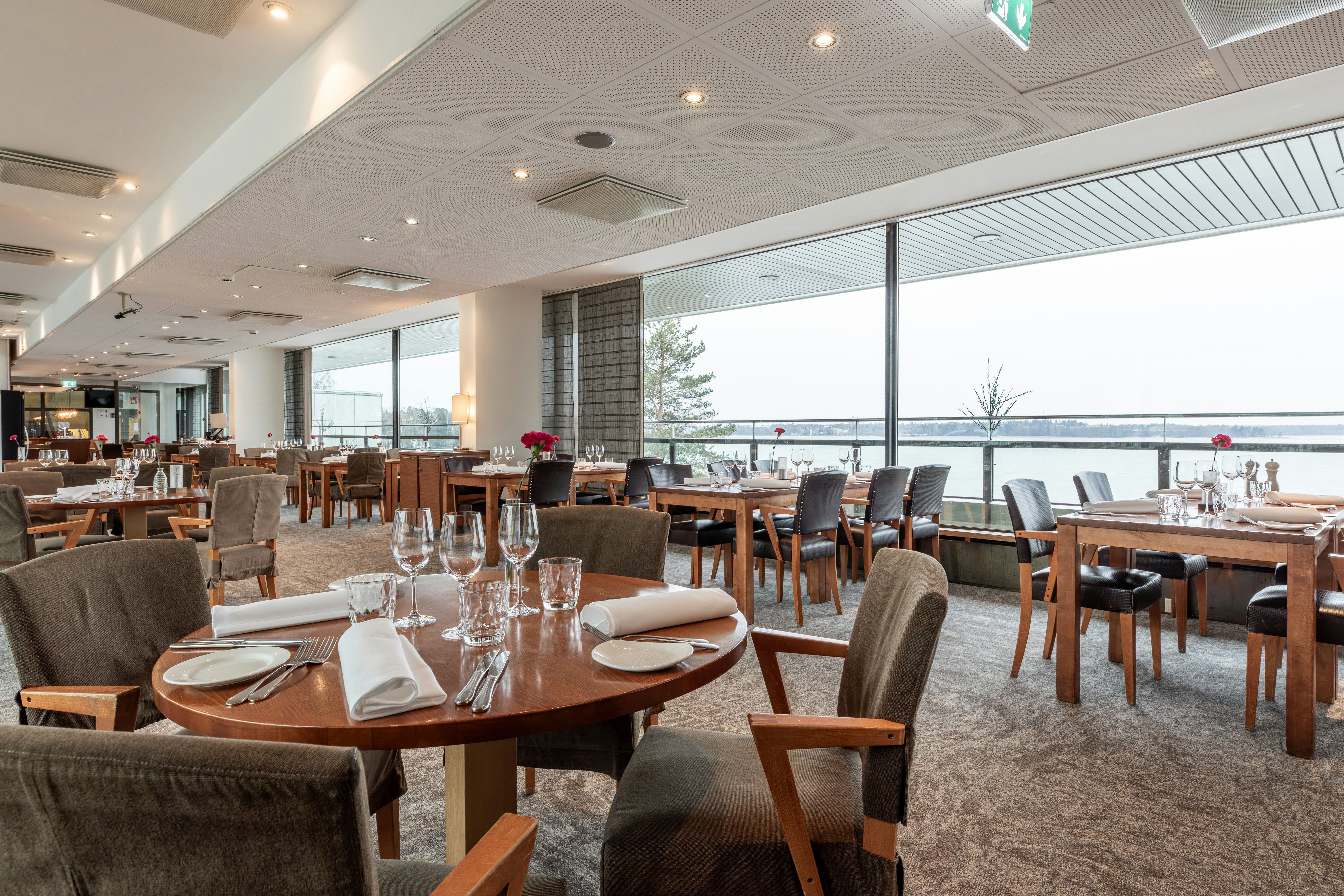 Hilton Helsinki Kalastajatorppa 45/59
