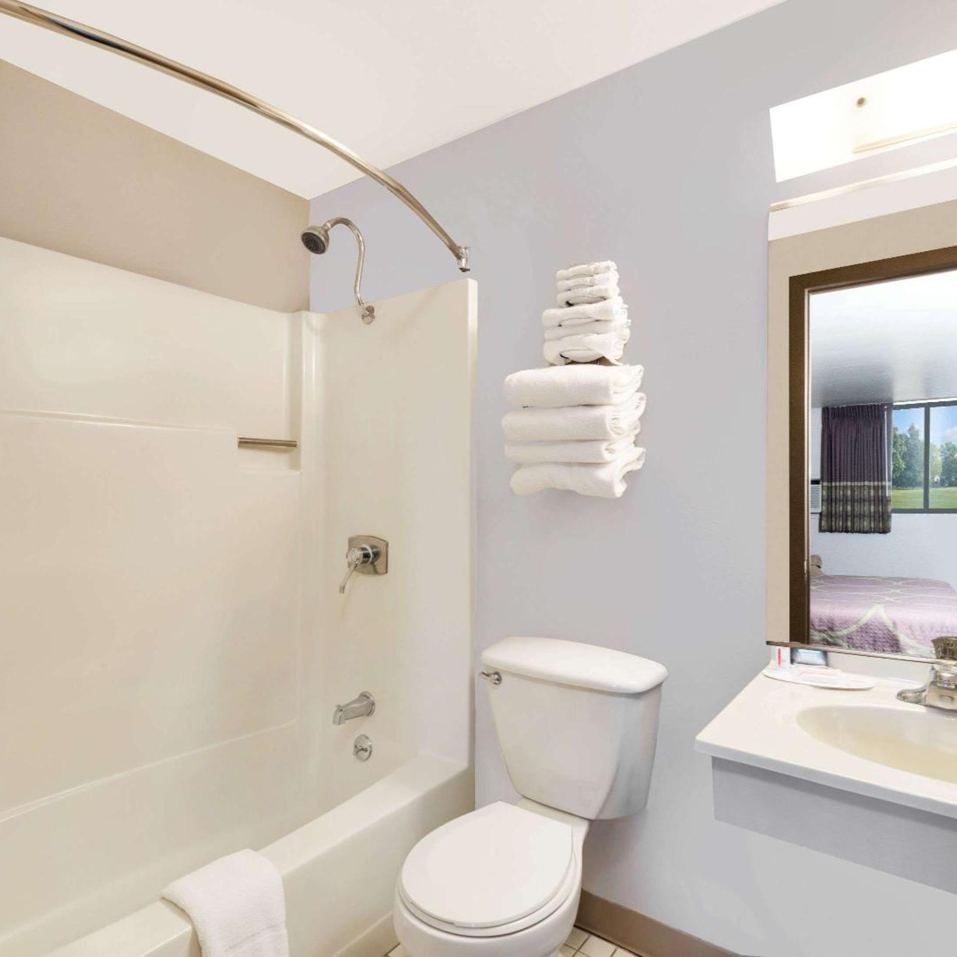جناح استوديو بسريرين كوين، Fairbridge Inn And Suites 10/10