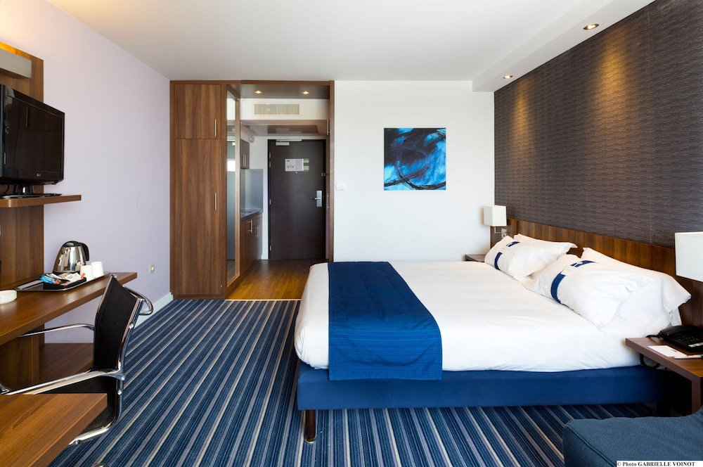 HOLIDAY INN EXPRESS MONTPELLIER-ODYSSEUM 18/71