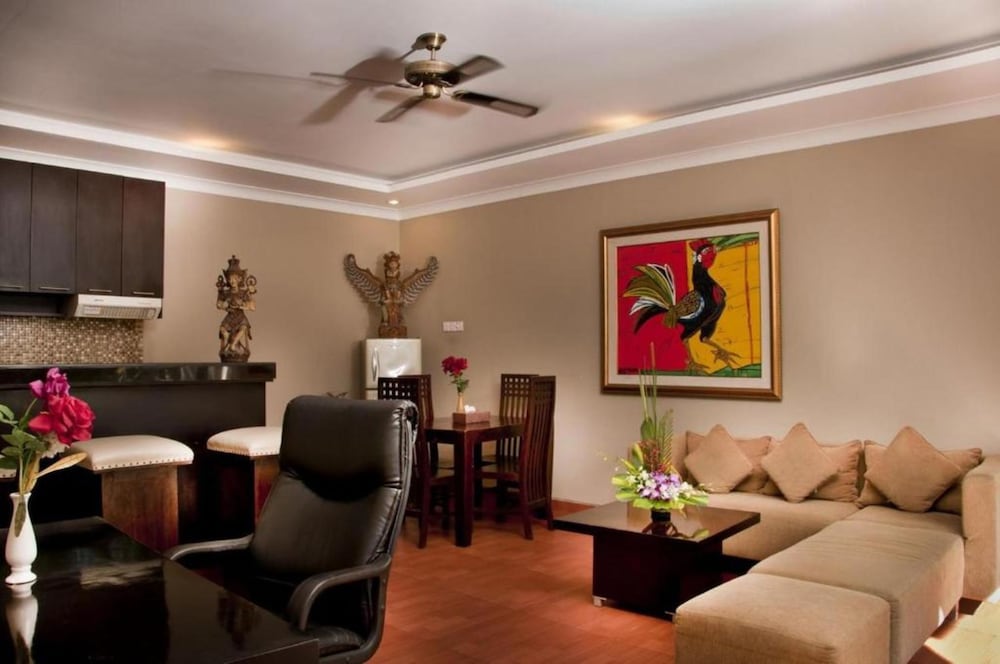 SINDHU MERTHA SUITE 33/49